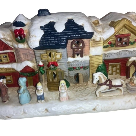 Christmas Village Street Ceramic Christmas Decor Lighted Musical - Picture 1 of 11
